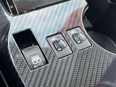 Used 2019 Toyota 4Runner TRD Off-Road Premium AWD/4WD image 32