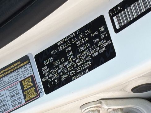 Used 2025 Kia K4 FWD image 31