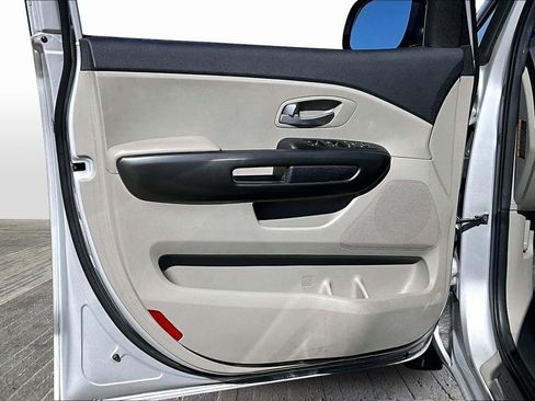 Certified 2020 Kia Sedona EX image 18