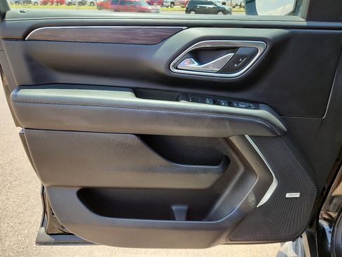 Used 2023 Chevrolet Tahoe LT image 10