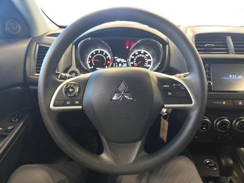 Used 2025 Mitsubishi Outlander Sport ES AWD/4WD image 24