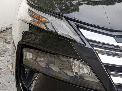 New 2026 Nissan Rogue SV FWD image 10