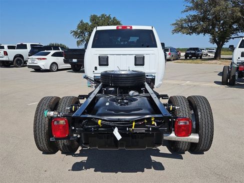 New 2026 RAM 5500 Tradesman w/ Chrome Appearance Group image 5