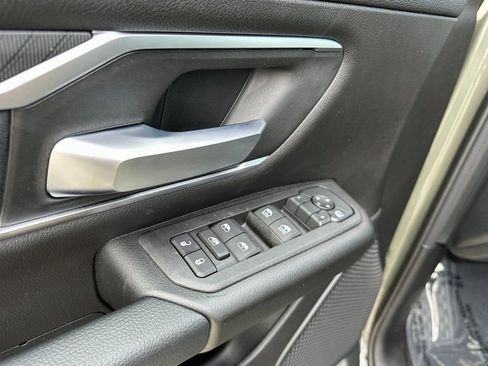 New 2026 RAM 1500 4x4 Crew Cab image 22