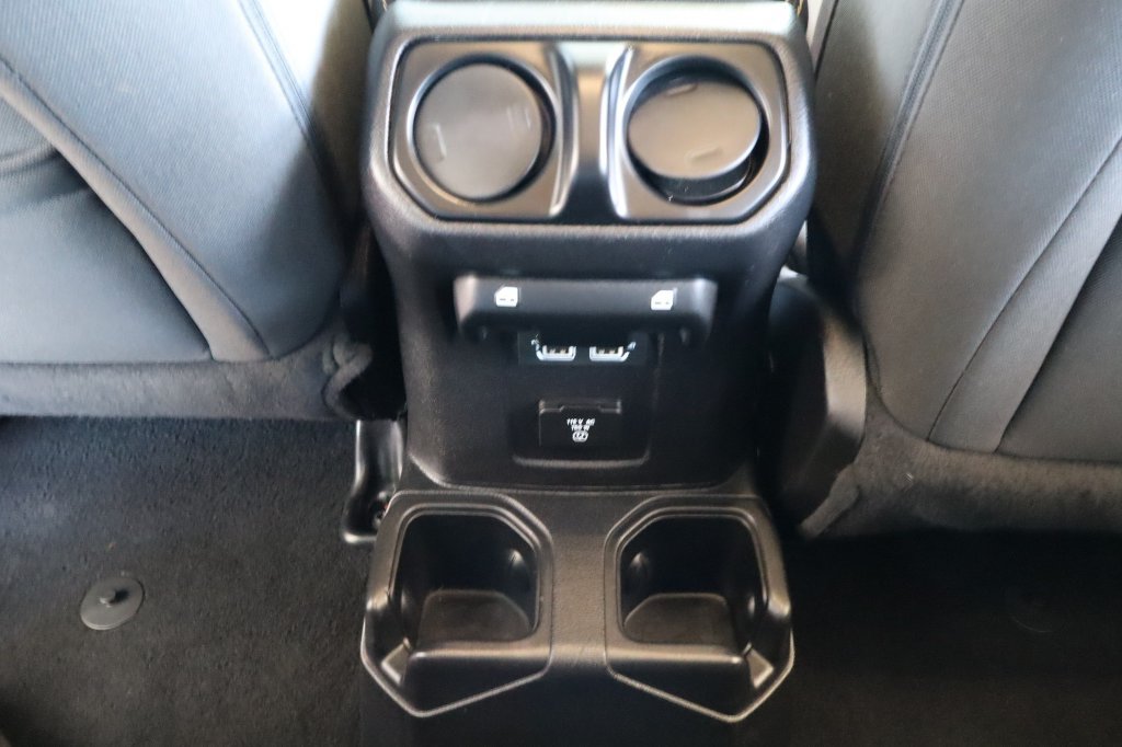Used 2019 Jeep Wrangler Unlimited Sahara w/ Uconnect 4C Nav & Sound Group AWD/4WD image 36