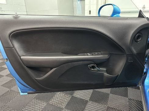 Used 2016 Dodge Challenger SRT Hellcat image 19