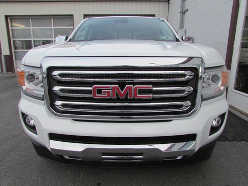 Used 2016 GMC Canyon SLT w/ Driver Alert Package image 2