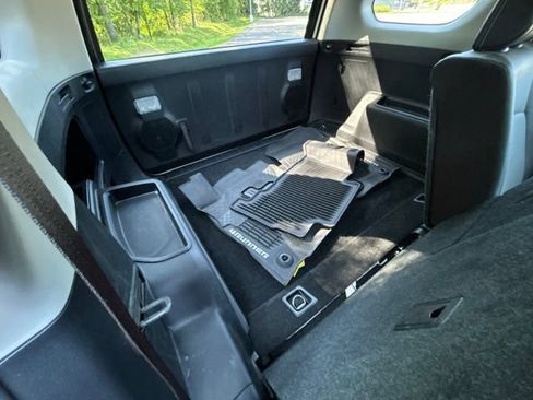 Used 2019 Toyota 4Runner SR5 Premium AWD/4WD image 44