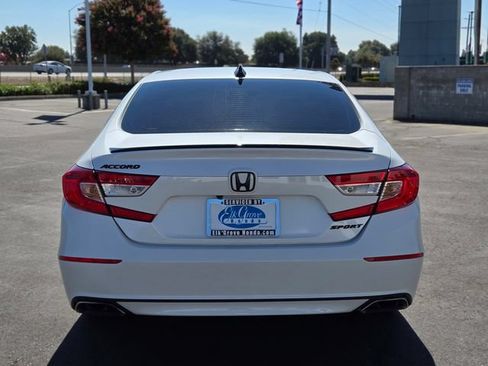 Used 2022 Honda Accord Sport image 5