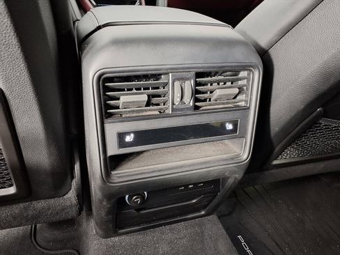 Used 2024 Porsche Cayenne Turbo GT image 15