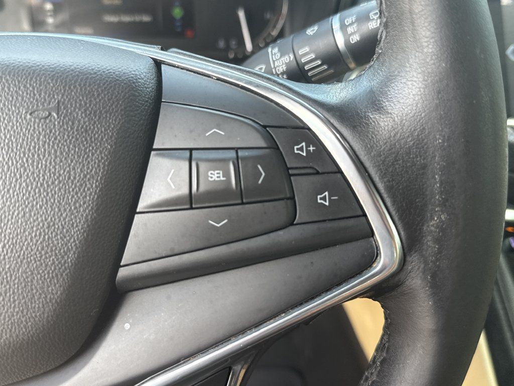 Used 2019 Cadillac XT5 Premium Luxury FWD image 22