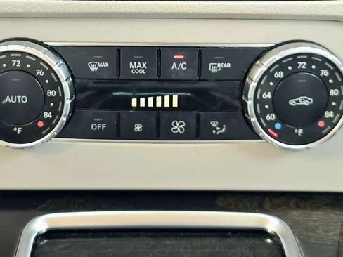 Used 2014 Mercedes-Benz GLK 350 2WD image 35