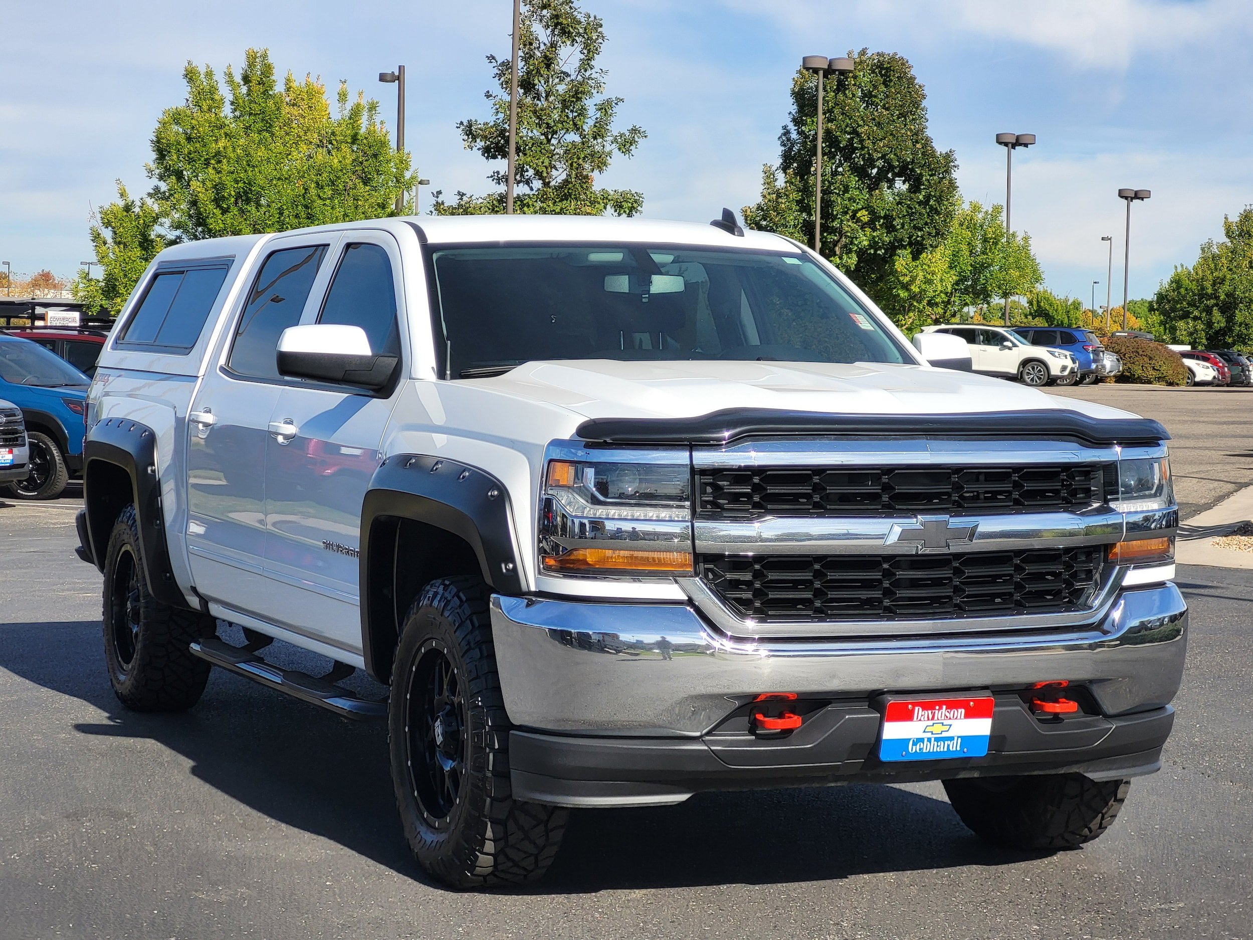 Used 2018 Chevrolet Silverado 1500 LT AWD/4WD image 3