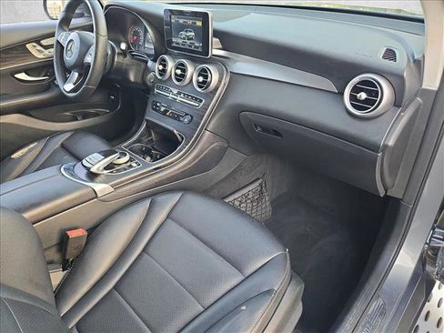Used 2016 Mercedes-Benz GLC 300 image 21