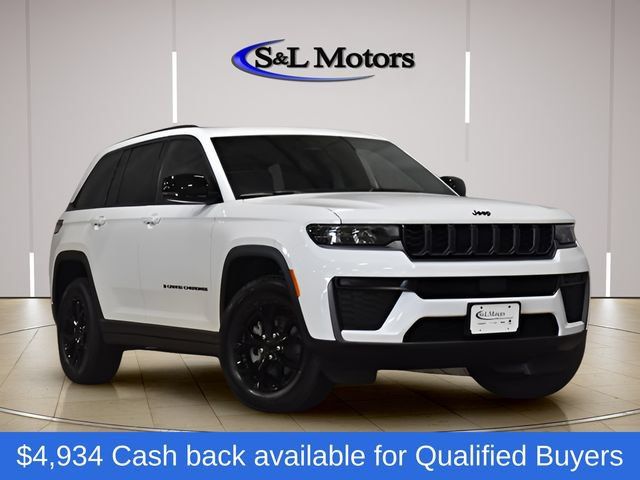 New 2026 Jeep Grand Cherokee Altitude AWD/4WD image 3