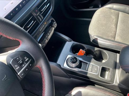Used 2024 Ford Escape ST-Line w/ Tech Pack #1 FWD image 18