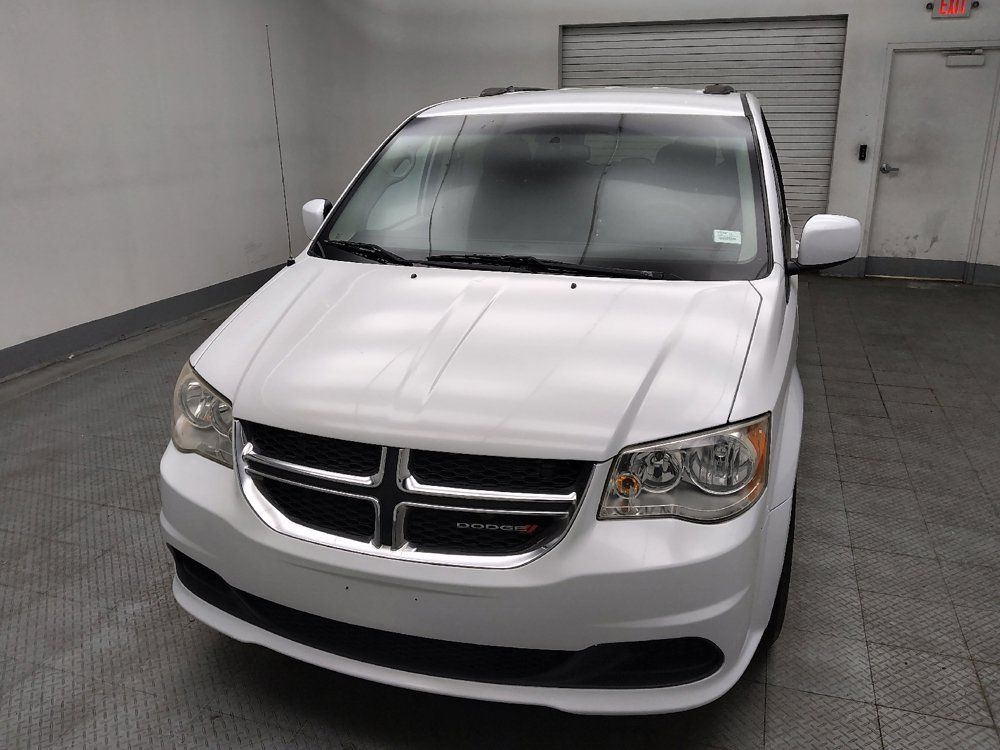 Used 2016 Dodge Grand Caravan SXT FWD image 15