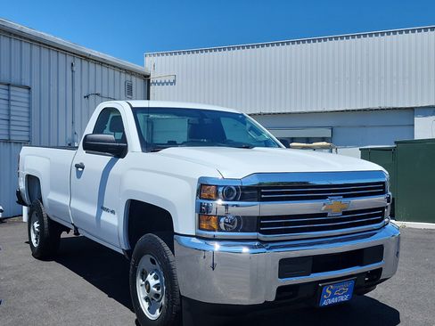Used 2018 Chevrolet Silverado 2500 W/T w/ WT Fleet Convenience Package RWD image 7