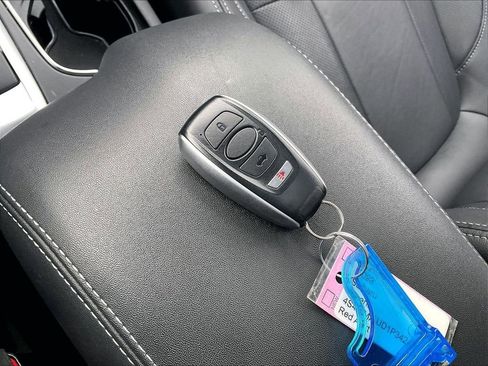 Used 2023 Subaru Ascent Limited w/ Technology Package image 29