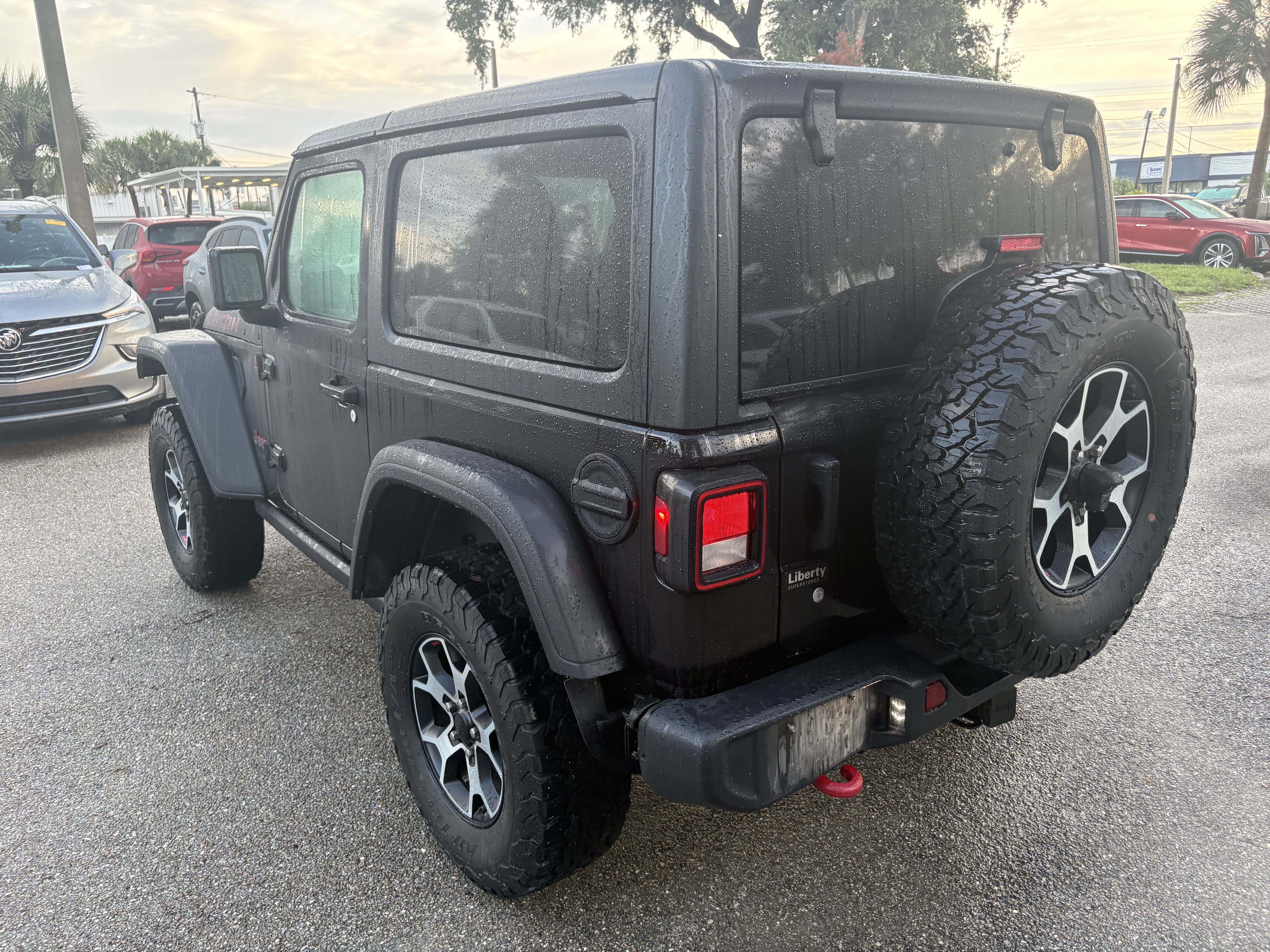 Used 2019 Jeep Wrangler Rubicon w/ Cold Weather Group AWD/4WD image 5
