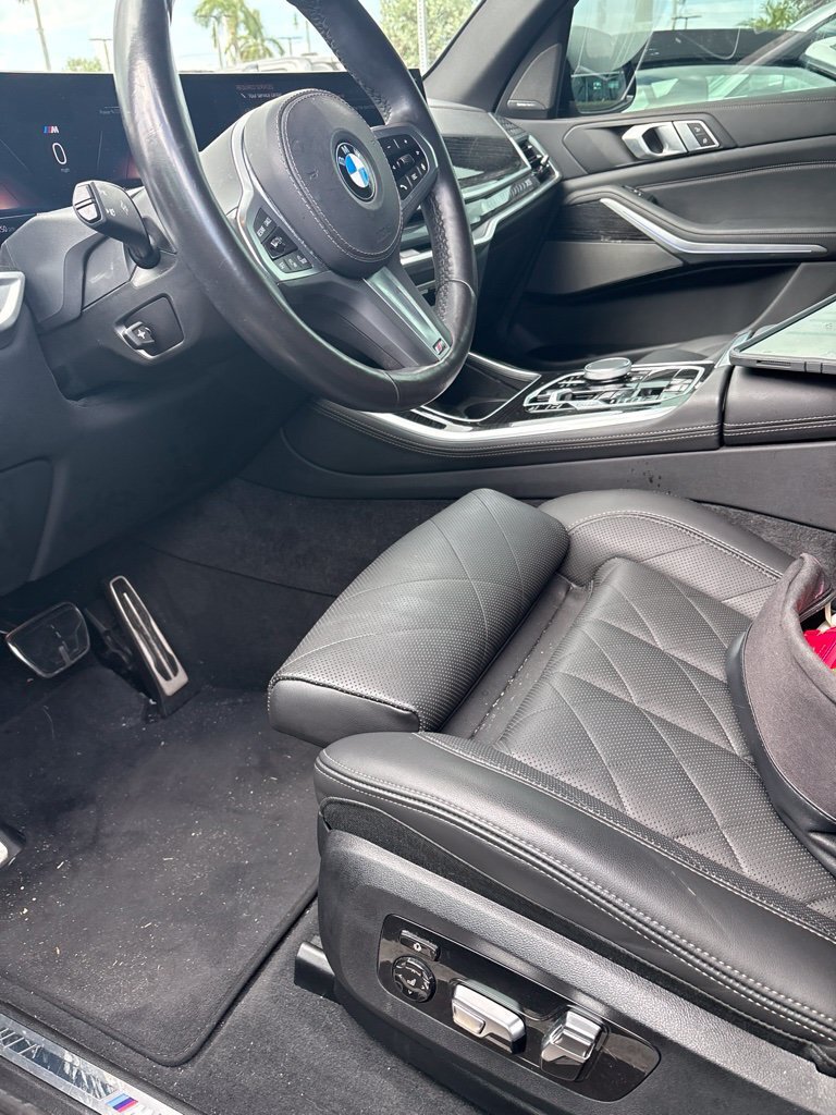 Certified 2024 BMW X5 sDrive40i w/ M Sport Package RWD image 2