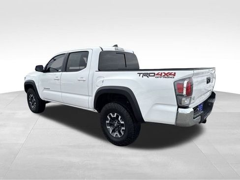 Used 2023 Toyota Tacoma TRD Off-Road image 3