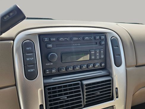 Used 2004 Mercury Mountaineer Premier AWD/4WD image 8