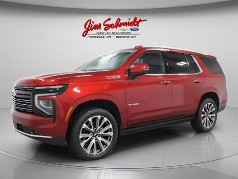 Used 2025 Chevrolet Tahoe High Country image 2