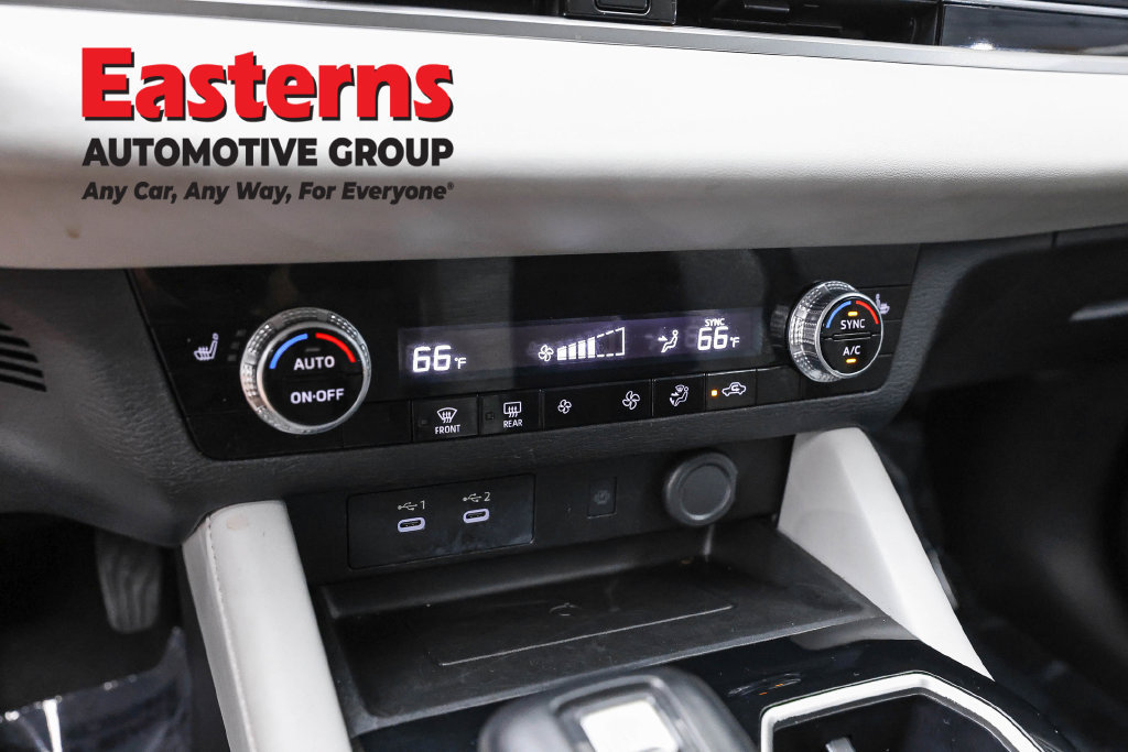Used 2025 Mitsubishi Outlander SE FWD image 20