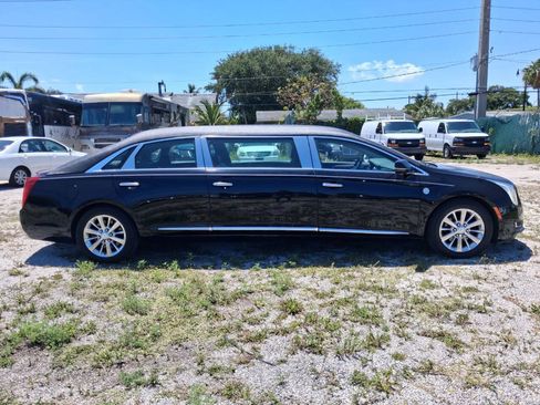 Used 2017 Cadillac XTS FWD image 5