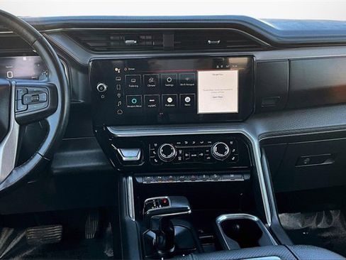 Used 2022 GMC Sierra 1500 Denali image 6
