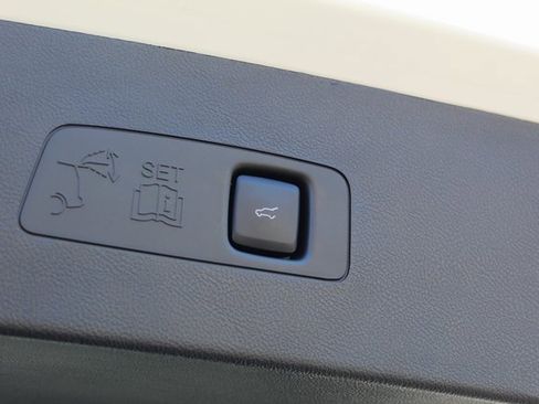 Certified 2024 Lincoln Corsair Reserve w/ Equipment Group 201A image 7