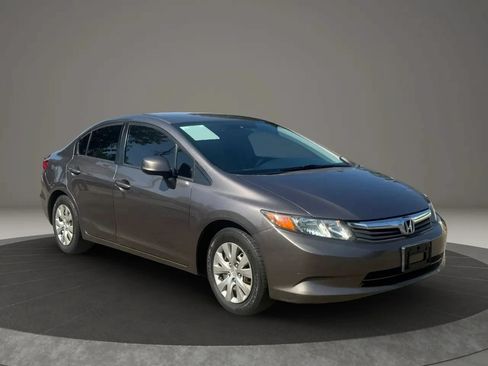 Used 2012 Honda Civic LX image 3