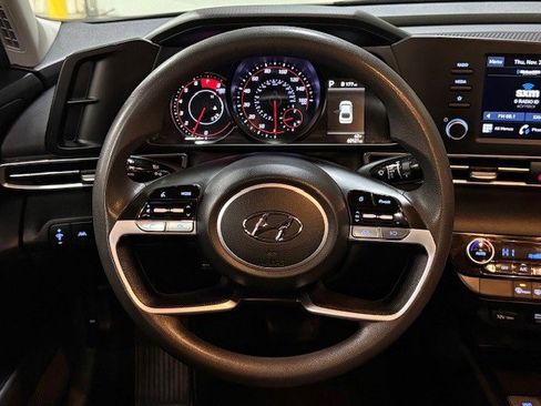 Certified 2023 Hyundai Elantra SEL image 24