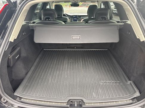 Used 2023 Volvo XC60 B5 Plus w/ Climate Package image 26