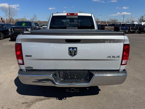 Used 2016 RAM 1500 Classic SLT AWD/4WD image 4