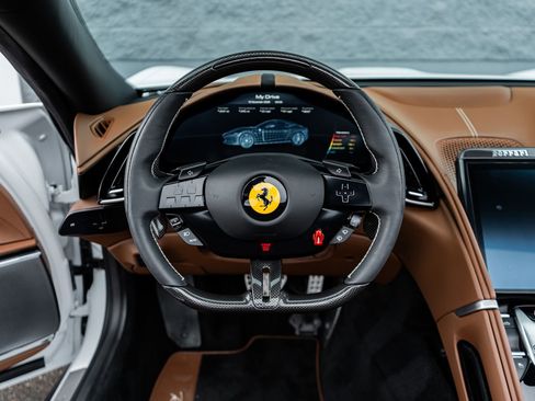Used 2024 Ferrari Roma Spider image 27