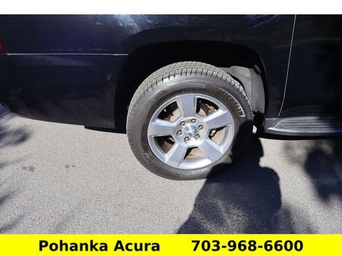 Used 2018 Chevrolet Suburban LT w/ Luxury Package image 34