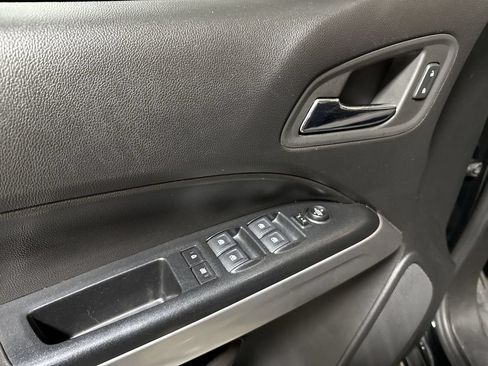 Used 2022 Chevrolet Colorado LT w/ Safety Package AWD/4WD image 19