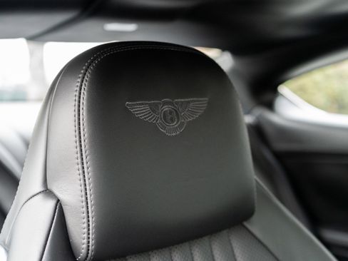 Used 2016 Bentley Continental GT image 38