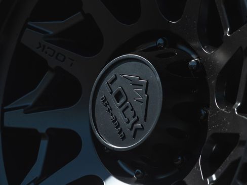 Used 2022 Ford F250 XL w/ STX Appearance Package image 4