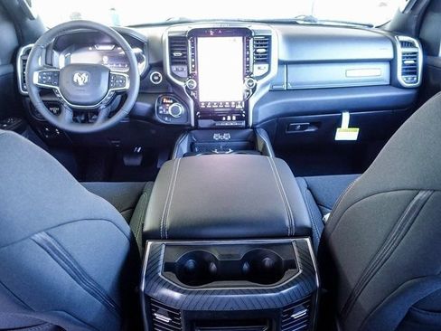 New 2026 RAM 1500 Big Horn AWD/4WD image 29