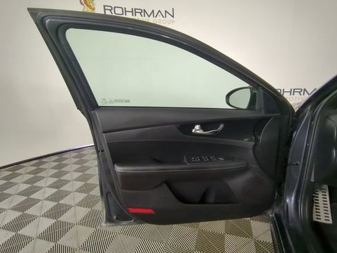 Used 2021 Kia Forte GT-Line image 17