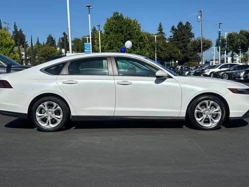 Used 2023 Honda Accord LX image 7