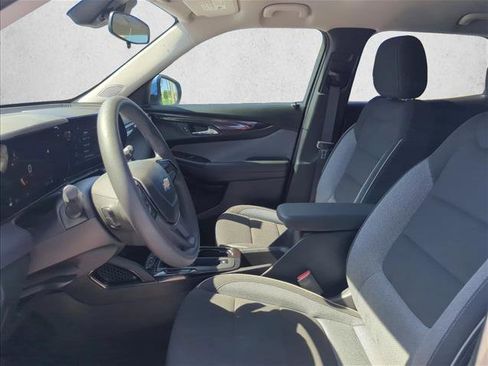Used 2024 Chevrolet TrailBlazer LT FWD image 15
