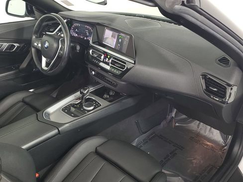 Used 2022 BMW Z4 sDrive30i w/ Driving Assistance Package RWD image 28