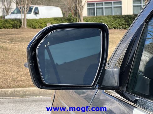 Used 2024 Ford Expedition Limited image 35