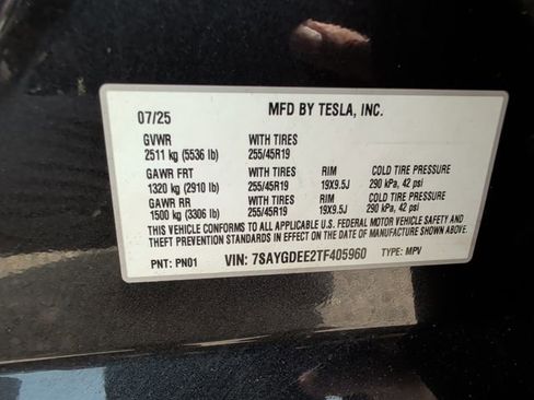 Used 2026 Tesla Model Y AWD image 32