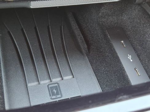 Used 2025 Porsche Cayenne S AWD/4WD image 17