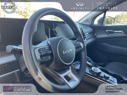 Used 2023 Kia Sportage LX image 17